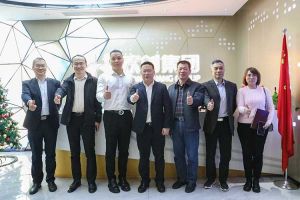广州市与番禺区人力资源和社会保障局领导莅临万搏集团官网万搏集团官网万搏集团官网万搏集团官网首页-万搏(中国)
集团调研指导